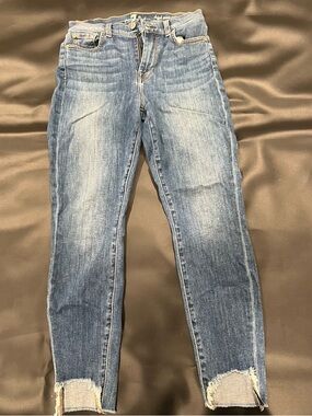 7 For All Mankind high-waisted ankle jeans #denim #highwaisted